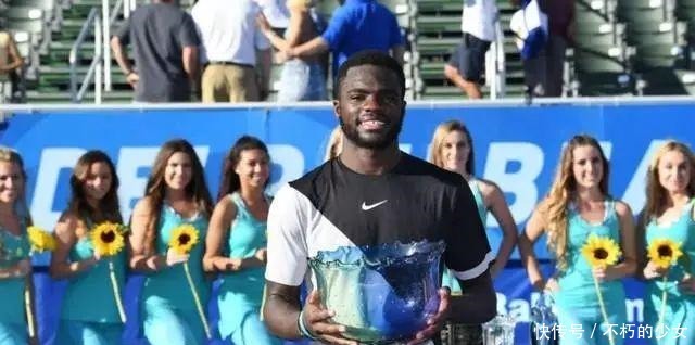 其中一位来 其中一位来