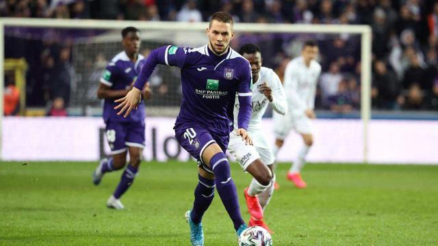 台上展现浙 台上展现浙